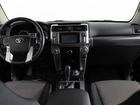 Used 2019 Toyota 4Runner SR5 AWD/4WD image 33