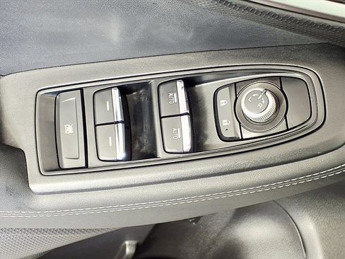 Certified 2021 Subaru Forester Limited image 16