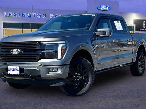 Used 2025 Ford F150 Platinum w/ Equipment Group 702A High AWD/4WD image 3