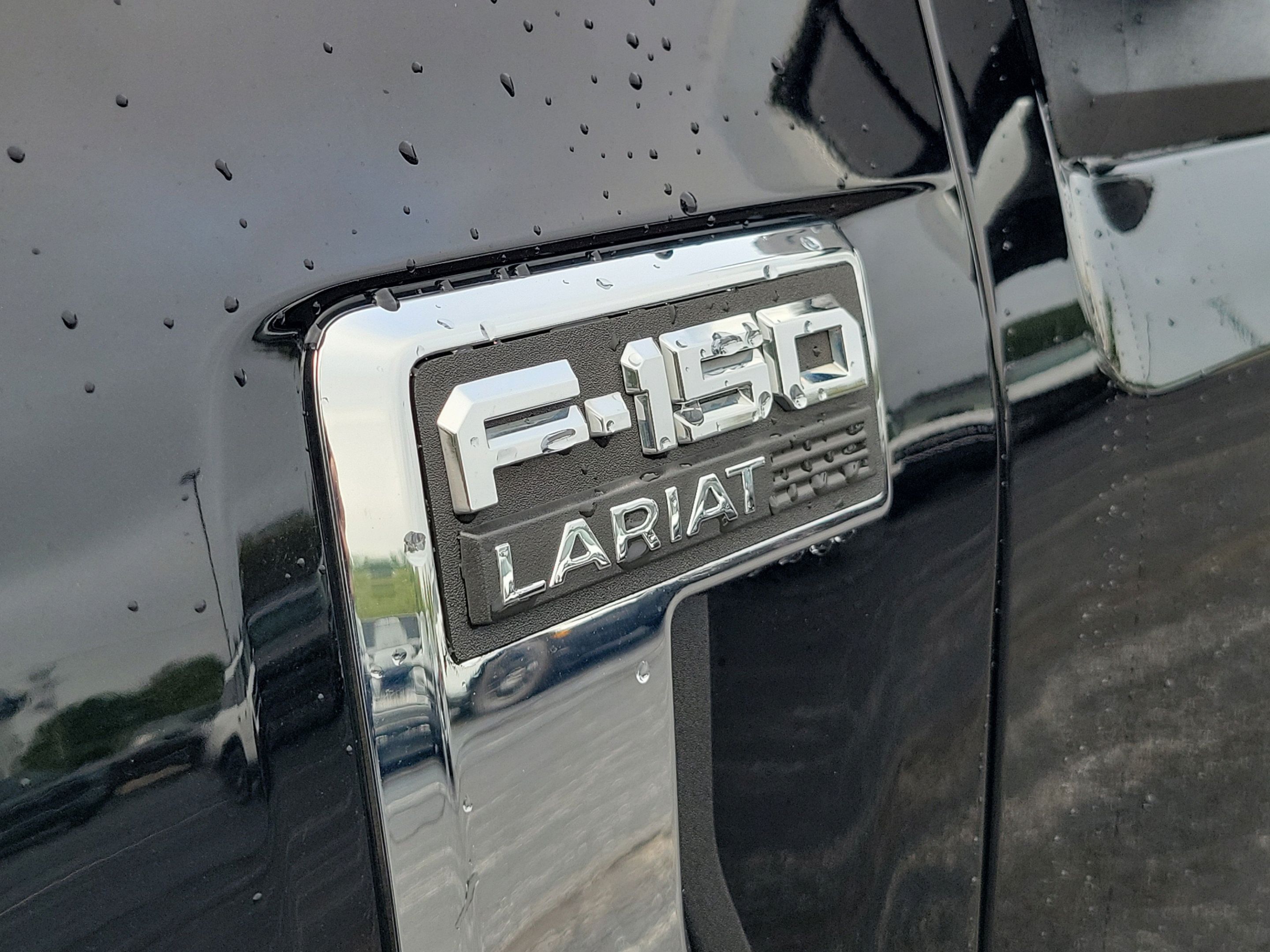 Used 2023 Ford F150 Lariat w/ Max Trailer Tow Package AWD/4WD image 33