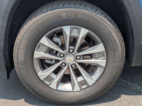 Certified 2026 Chevrolet Equinox LT AWD/4WD image 33