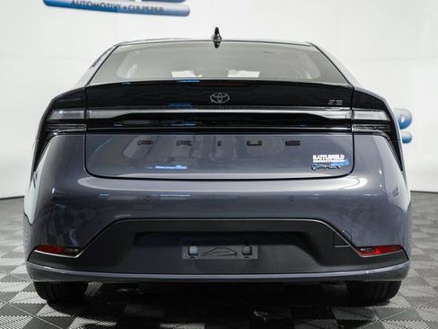 New 2026 Toyota Prius Plug-In Hybrid FWD image 5