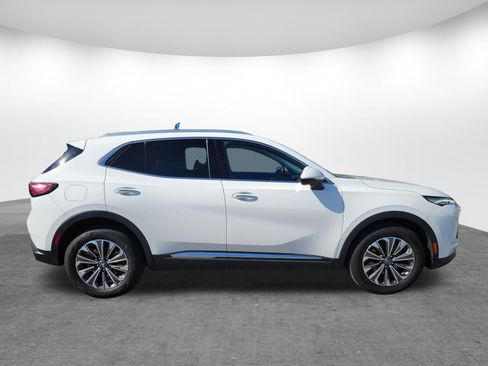Used 2024 Buick Envision Preferred AWD/4WD image 4