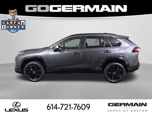 Used 2022 Toyota RAV4 SE w/ Convenience Package AWD/4WD image 10