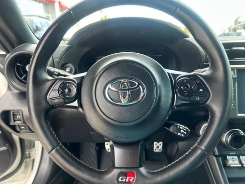 Certified 2025 Toyota GR86 Premium w/ ALL Weather Mat Package (TMS) RWD image 16