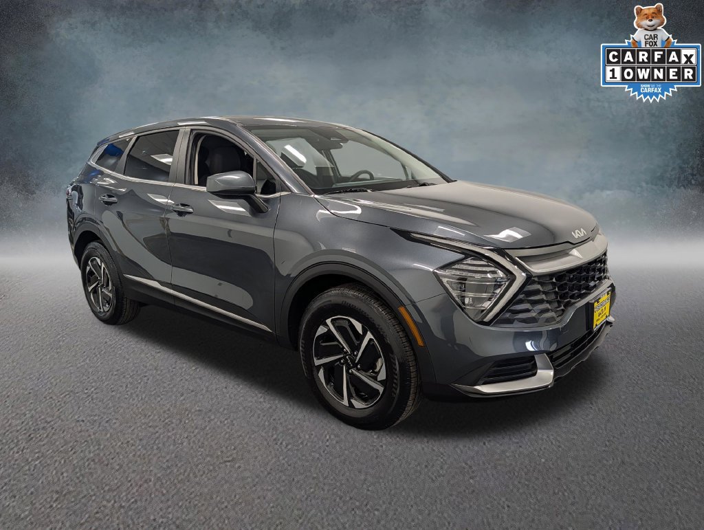 Certified 2025 Kia Sportage LX AWD/4WD image 3