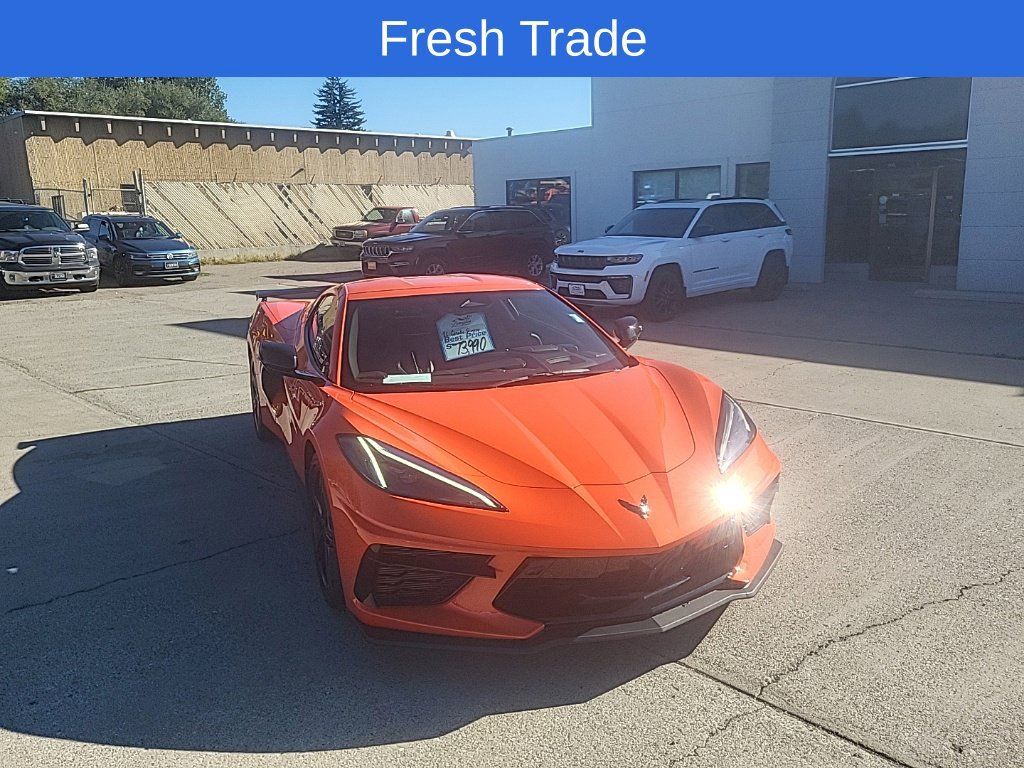 Used 2026 Chevrolet Corvette Stingray Preferred Cpe w/ Z51 Performance Package RWD image 2