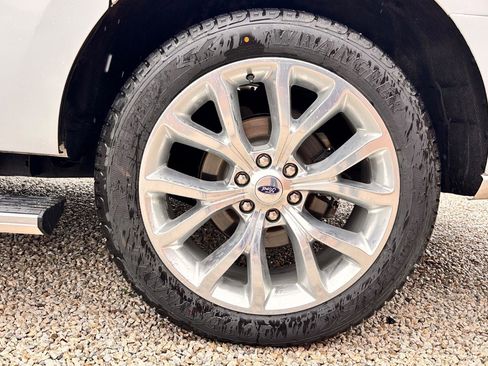 Certified 2018 Ford Expedition Max Platinum image 19