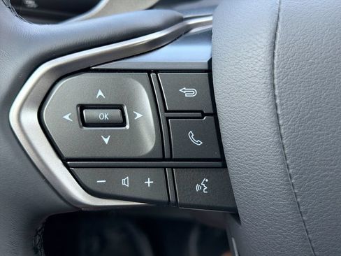 Used 2026 Lexus IS 350 F Sport w/ Accessory Package Z1 RWD image 26