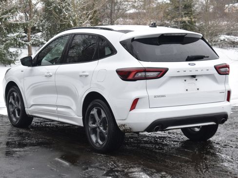Used 2023 Ford Escape ST-Line image 27