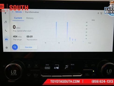 Used 2024 Toyota Highlander XLE AWD/4WD image 14