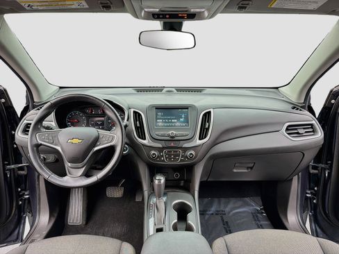 Used 2018 Chevrolet Equinox LT FWD image 9