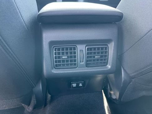 Used 2025 Toyota Camry LE image 22