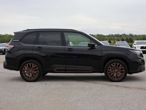 Used 2025 Subaru Forester Sport AWD/4WD image 7