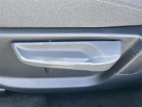 New 2025 Kia K4 LXS image 25