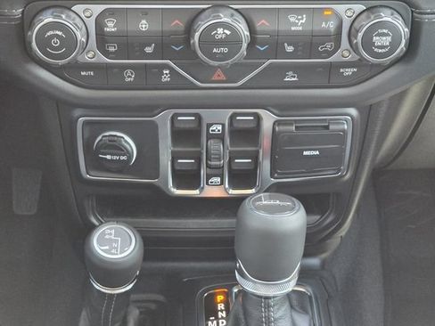 New 2026 Jeep Gladiator Sport AWD/4WD image 14