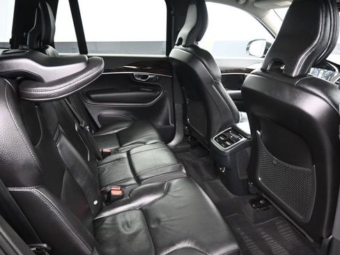 Used 2019 Volvo XC90 T6 Momentum w/ Protection Package Premier AWD/4WD image 34