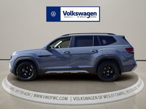 New 2026 Volkswagen Atlas Peak Edition AWD/4WD image 4