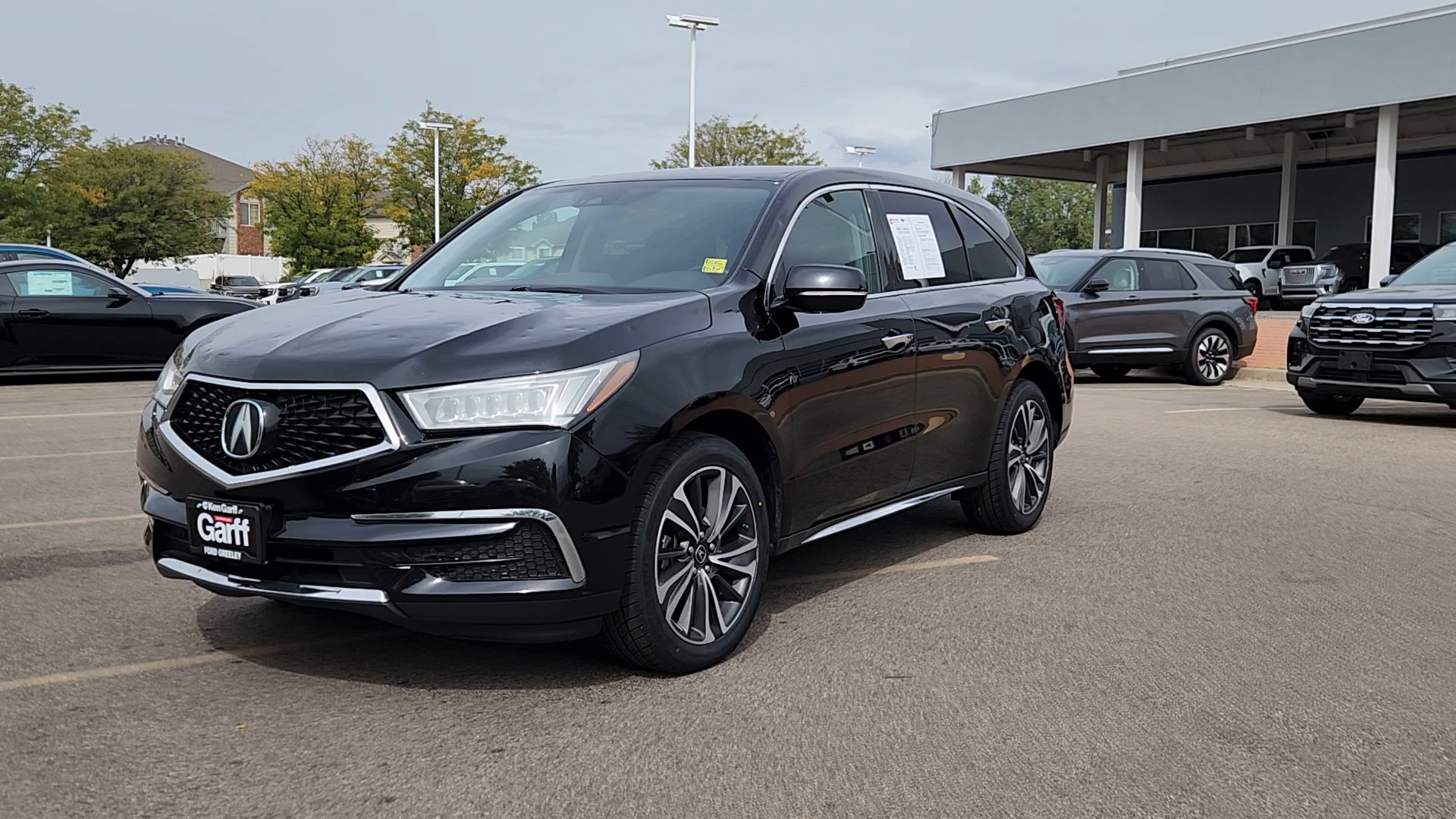Used 2020 Acura MDX w/ Technology Package AWD/4WD image 2