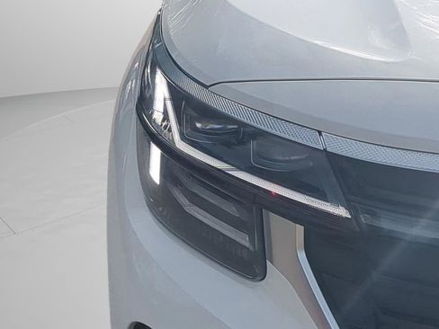 New 2026 Kia Seltos SX image 9