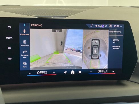 New 2026 BMW 228i xDrive w/ Technology Package image 22