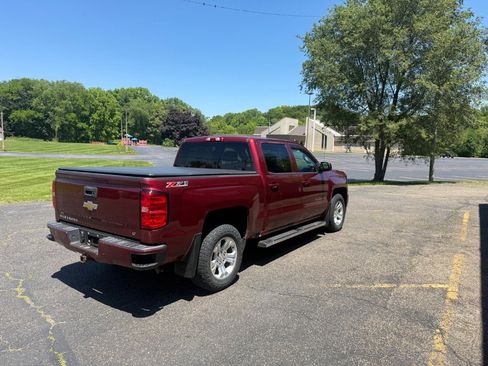 Used 2017 Chevrolet Silverado 1500 LT w/ All Star Edition AWD/4WD image 5