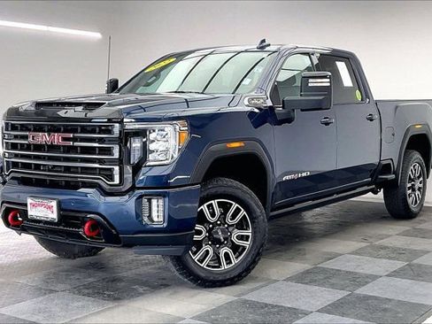 Used 2022 GMC Sierra 2500 AT4 w/ AT4 Preferred Package image 12