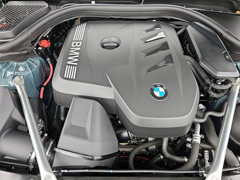 Used 2025 BMW 530i RWD image 31