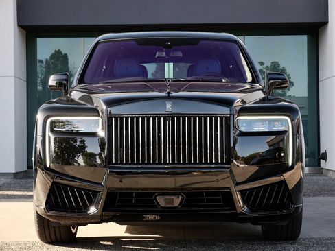 New 2026 Rolls-Royce Cullinan Black Badge image 5