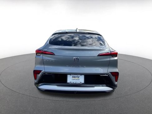 Used 2025 Buick Envista Sport Touring image 12