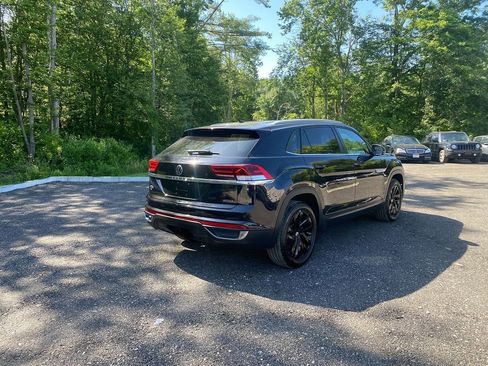 Used 2022 Volkswagen Atlas Cross Sport SE image 5