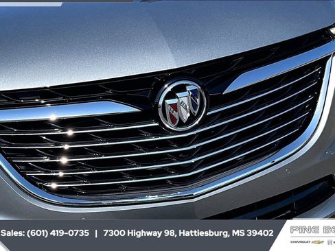 Used 2024 Buick Enclave Essence FWD image 22