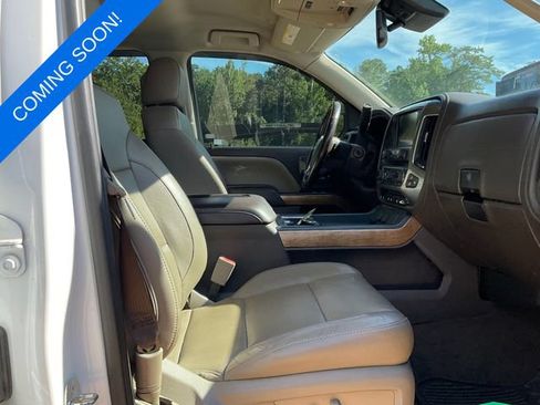 Used 2018 Chevrolet Silverado 1500 LTZ w/ Sport Package AWD/4WD image 5