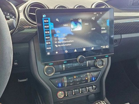 Used 2019 Ford Mustang Shelby GT350 w/ Technology Package image 12