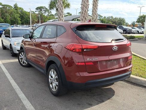 Used 2019 Hyundai Tucson SE image 2