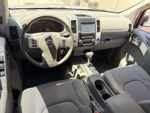 Used 2019 Nissan Frontier SV RWD image 10