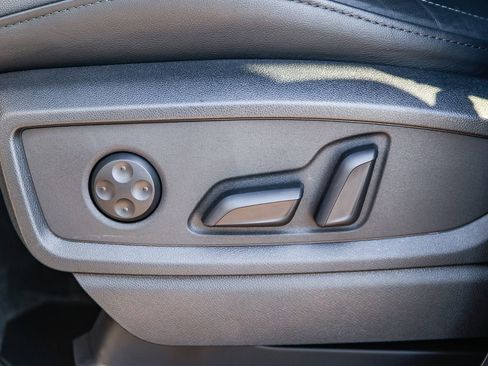 Certified 2025 Audi Q5 2.0T Premium Plus w/ Premium Plus Package image 22