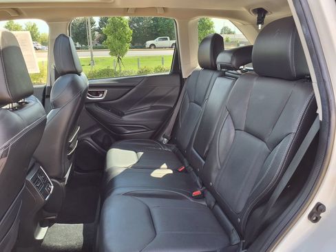 Used 2021 Subaru Forester Limited AWD/4WD image 15