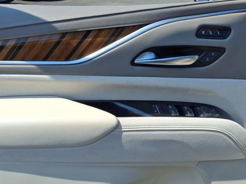 Certified 2023 Cadillac Escalade Premium Luxury Platinum image 24