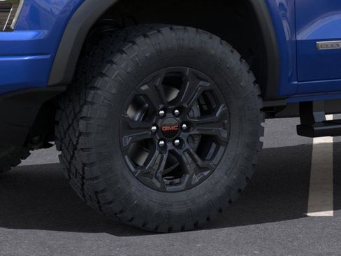 New 2025 GMC Canyon Elevation w/ Convenience Package image 9