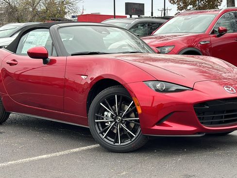 New 2025 MAZDA MX-5 Miata Grand Touring image 2