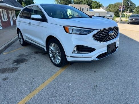 Certified 2022 Ford Edge Titanium w/ Equipment Group 301A AWD/4WD image 3
