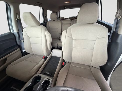 Used 2019 Honda Pilot EX image 13