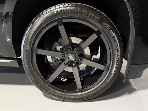 Used 2015 Cadillac Escalade ESV Premium AWD/4WD image 9