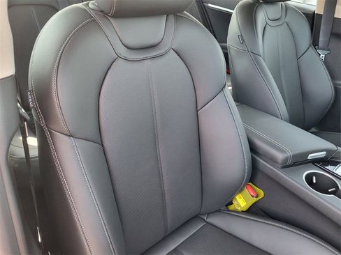 New 2026 Genesis G70 2.5T image 15