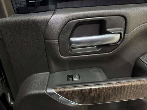 Used 2022 GMC Sierra 3500 Denali w/ Denali Ultimate Package image 40