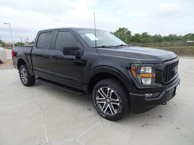 Used 2023 Ford F150 XL w/ STX Appearance Package AWD/4WD image 3