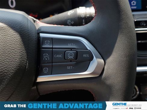 Used 2024 Jeep Compass Trailhawk w/ Trailhawk Elite Group image 18