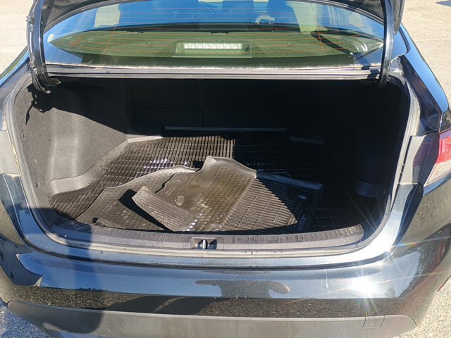 Used 2022 Toyota Corolla LE FWD image 18