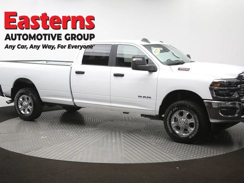 Used 2025 RAM 3500 Lone Star AWD/4WD image 45